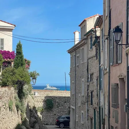 Ferienwohnung Picasso Walk Cosy Charm In Heart Of Old Town Antibes Ac And Wifi Exterior foto